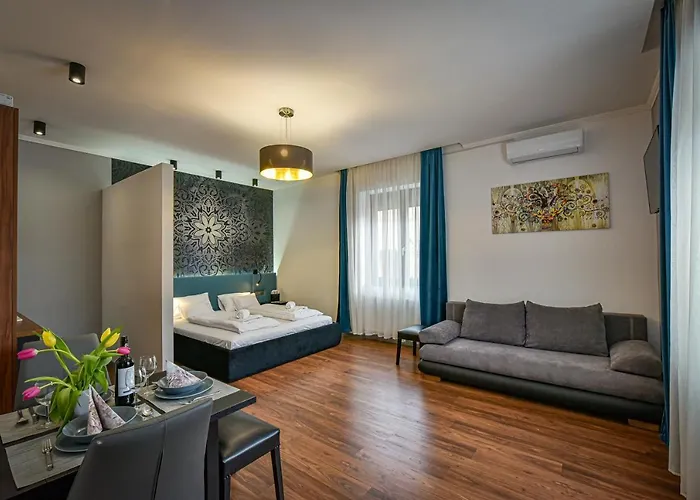 Garden Апартаменти Еґер